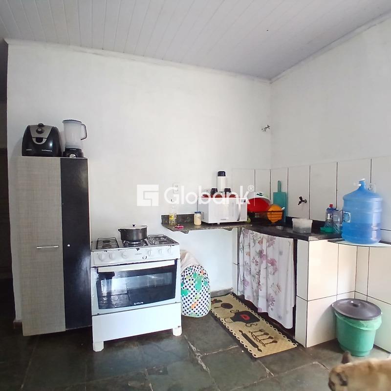 Casa 4 quartos à venda Major Prates 90m² Montes Claros MG: 