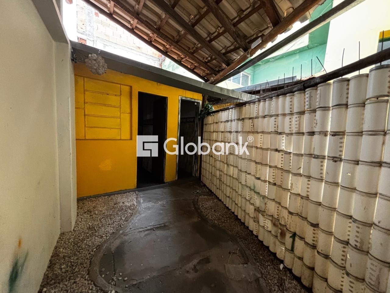 Ponto comercial para aluguel Centro 250m² Montes Claros MG: Dce