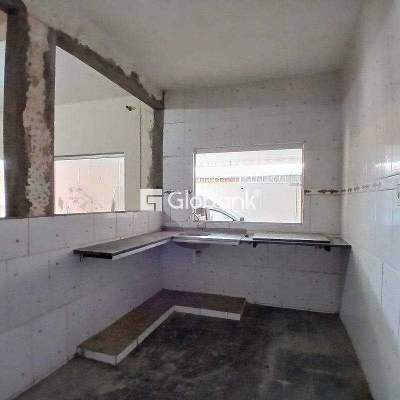 Casa 3 quartos à venda Vera Cruz 160m² Montes Claros MG: 