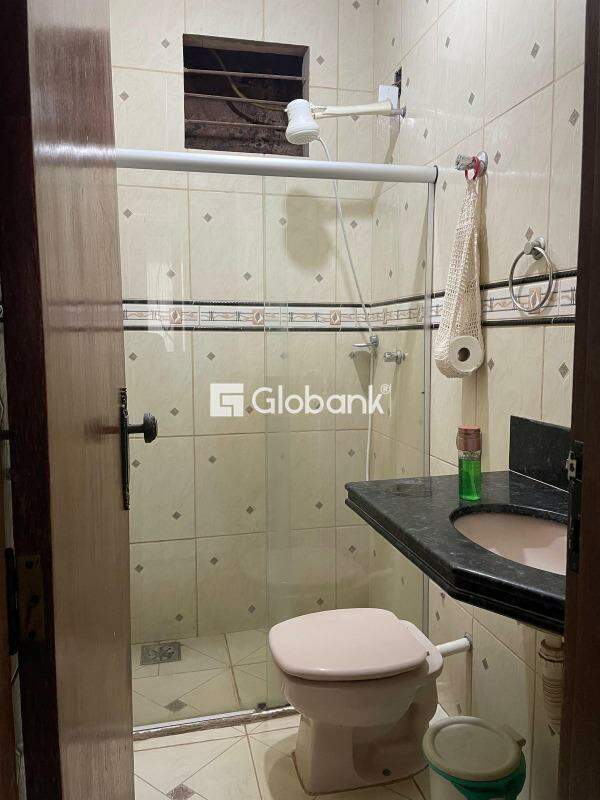 Casa 3 quartos à venda João Botelho 90m² Montes Claros MG: 