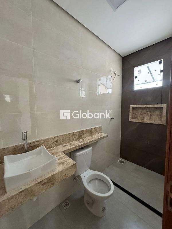 Casa 3 quartos à venda Loteamento Novo Primavera 60m² Montes Claros MG: 