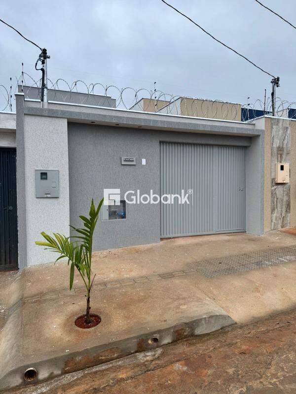 Casa 3 quartos à venda Loteamento Novo Primavera 60m² Montes Claros MG: 