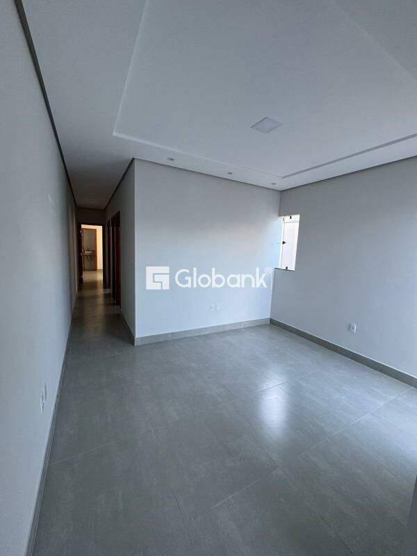 Casa 3 quartos à venda Loteamento Novo Primavera 60m² Montes Claros MG: 