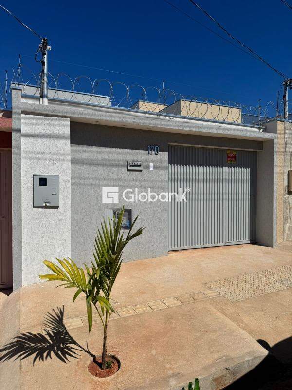 Casa 3 quartos à venda Loteamento Novo Primavera 60m² Montes Claros MG: 