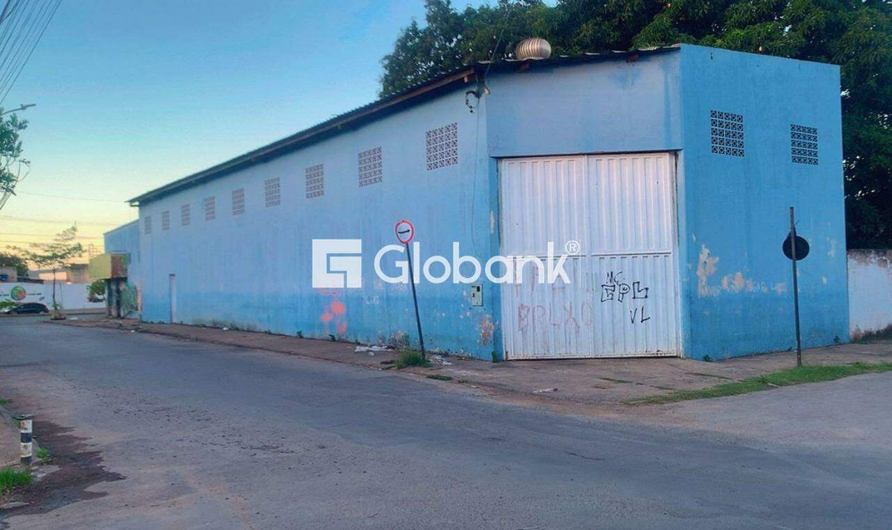 Galpão para aluguel Esplanada 1.400m² Montes Claros MG: Fachada