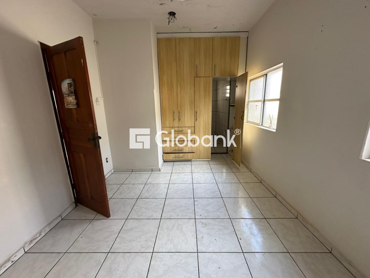 Ponto comercial para aluguel Edgar Pereira 160m² Montes Claros MG: Sala