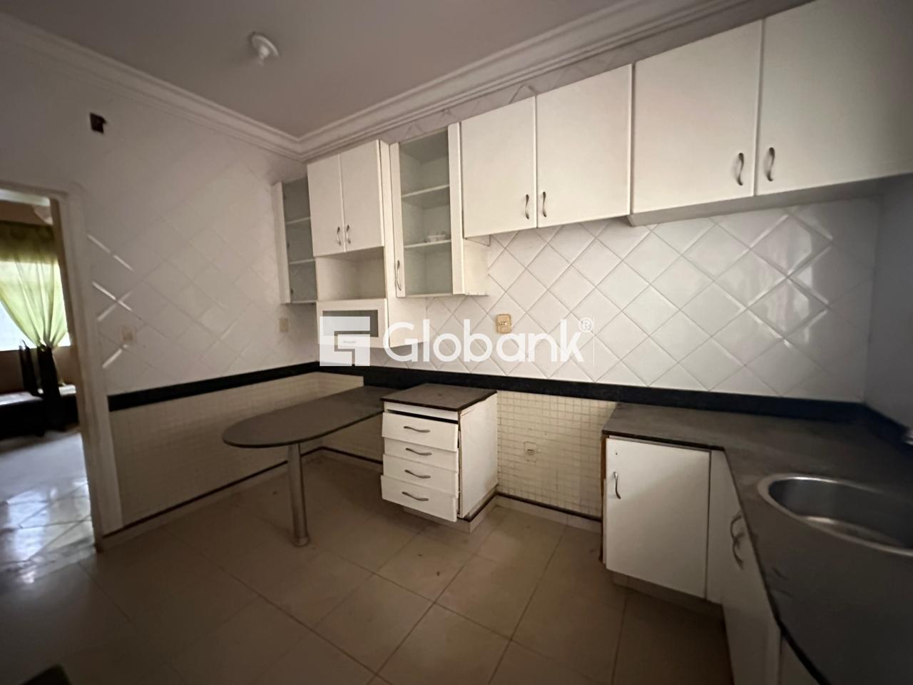 Casa 4 quartos para aluguel Vila Regina 140m² Montes Claros MG: Cozinha