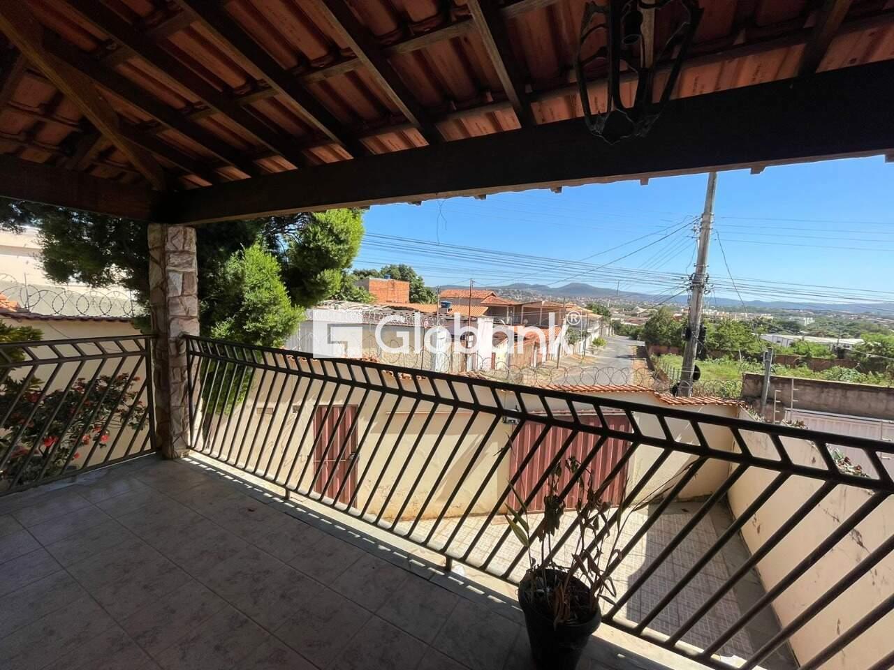 Casa 4 quartos para aluguel Vila Regina 140m² Montes Claros MG: SACADA