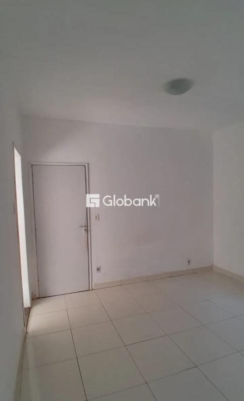 Casa 6 quartos à venda Nossa Senhora de Fátima 240m² Montes Claros MG: 