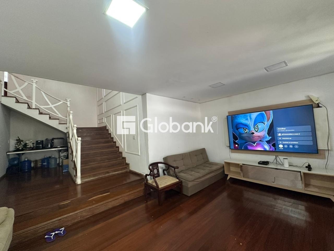 Casa 3 quartos para aluguel Jardim Panorama 180m² Montes Claros MG: Sala