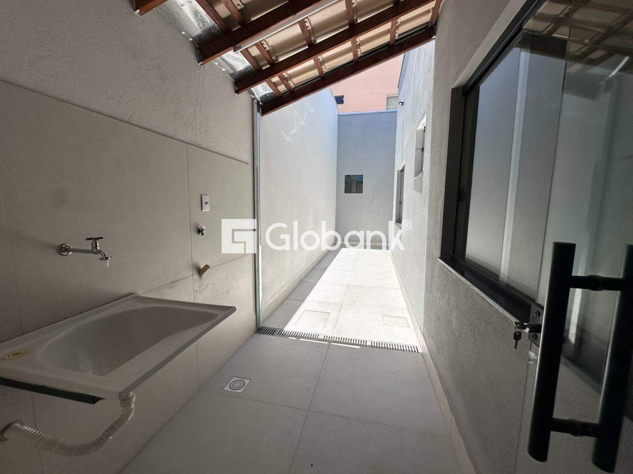 Casa 3 quartos à venda Canelas 60m² Montes Claros MG: 