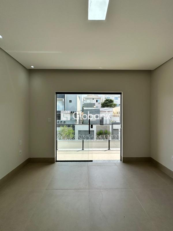 Casa 3 quartos à venda Vila Nova 164m² Montes Claros MG: 