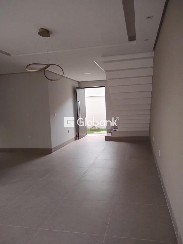 Casa 3 quartos à venda Vila Nova 164m² Montes Claros MG: 