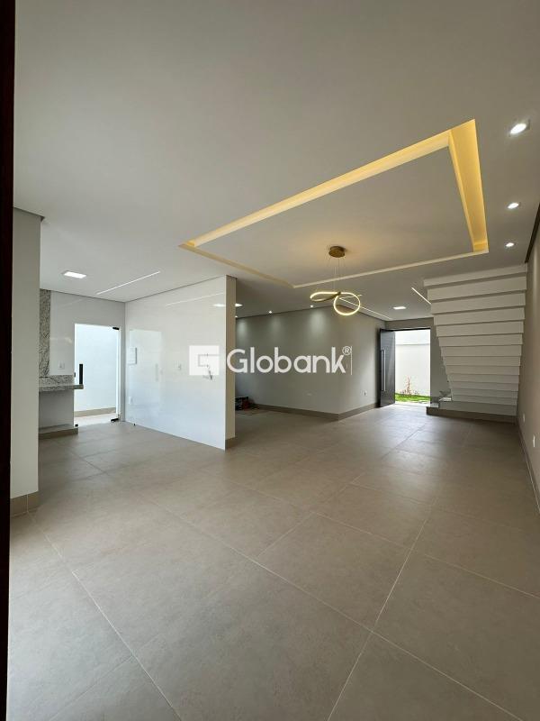 Casa 3 quartos à venda Vila Nova 164m² Montes Claros MG: 