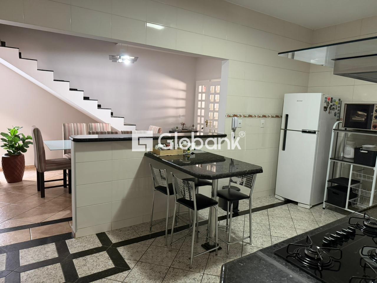 Casa 3 quartos à venda Delfino Magalhães 175,36m² Montes Claros MG: 