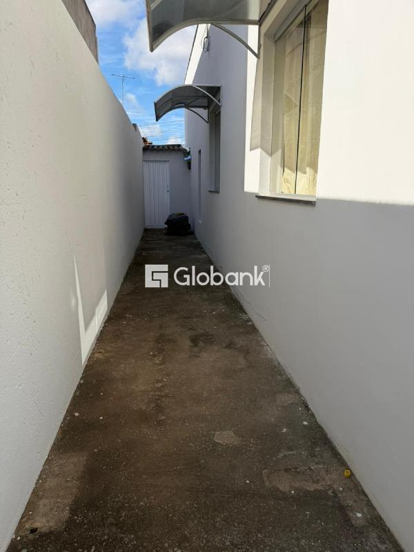 Casa 3 quartos à venda Delfino Magalhães 175,36m² Montes Claros MG: 