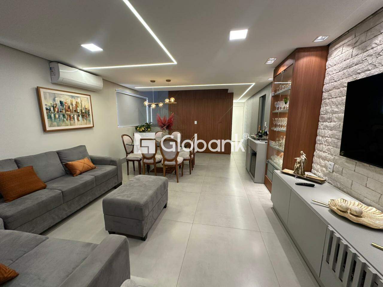 Cobertura 3 quartos à venda São José 230m² Montes Claros MG: 