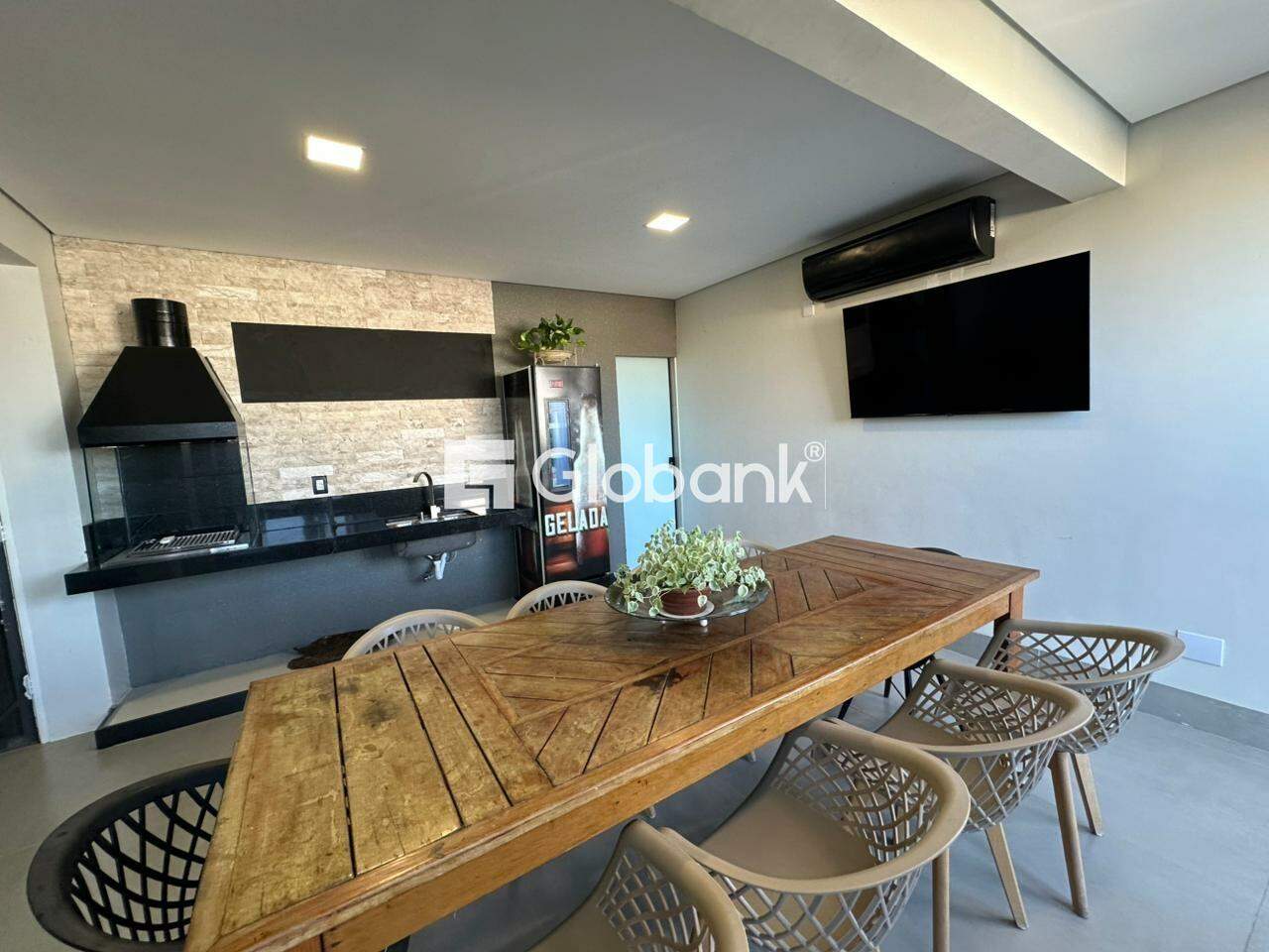 Cobertura 3 quartos à venda São José 230m² Montes Claros MG: 