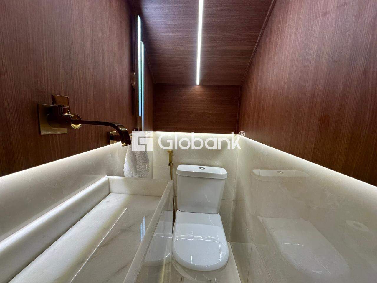 Cobertura 3 quartos à venda São José 230m² Montes Claros MG: 