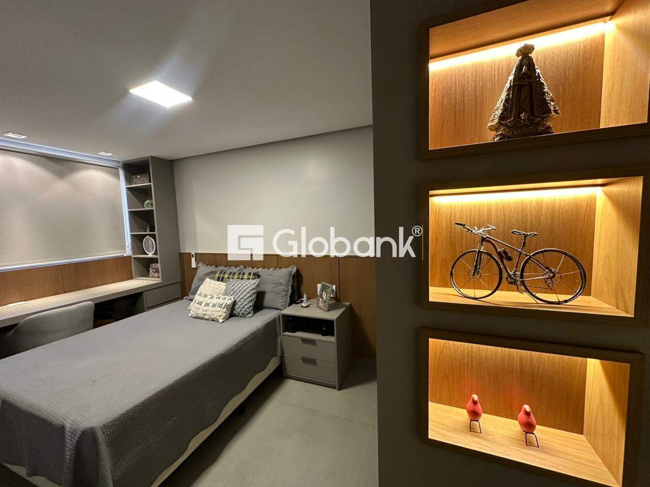 Cobertura 3 quartos à venda São José 230m² Montes Claros MG: 