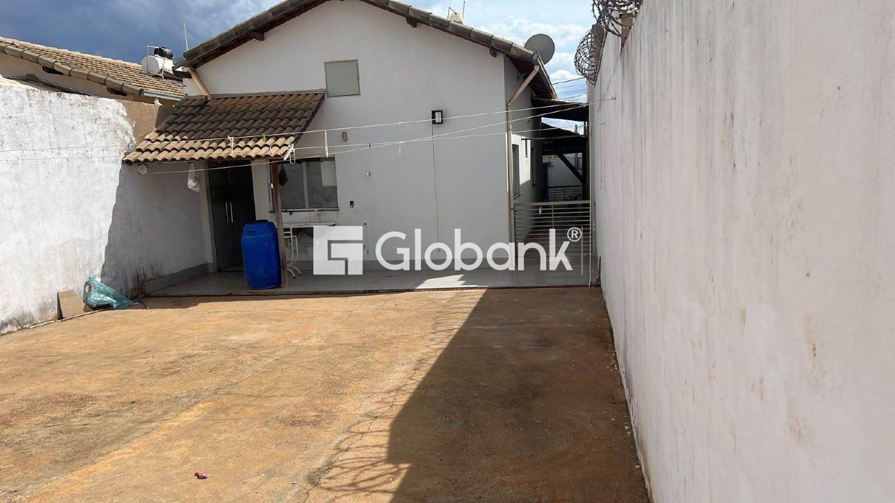 Casa 3 quartos à venda Jardim Primavera 100m² Montes Claros MG: 