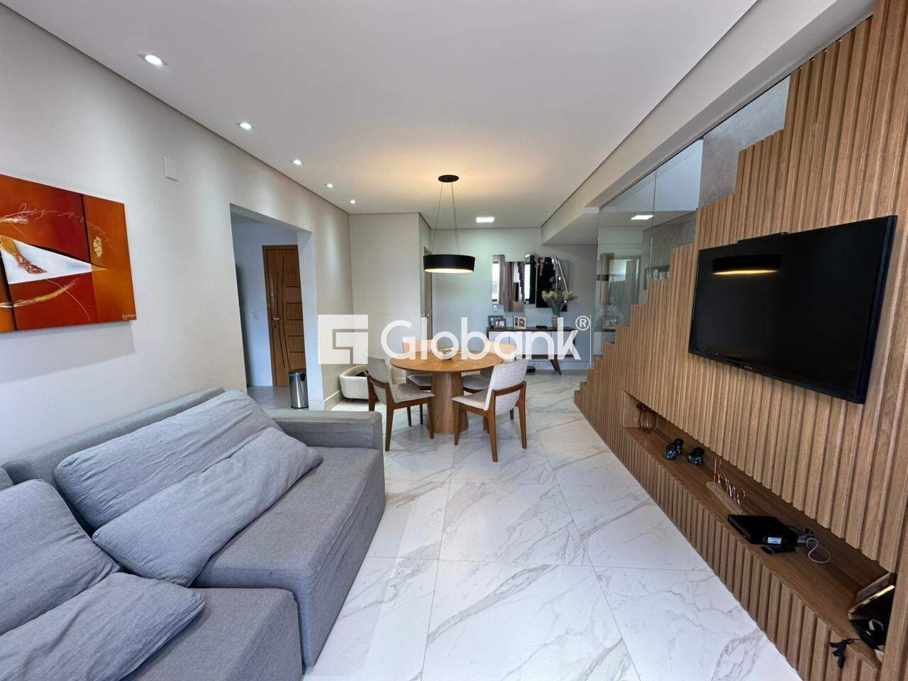 Cobertura 4 quartos para aluguel Augusta Mota 220m² Montes Claros MG: Sala