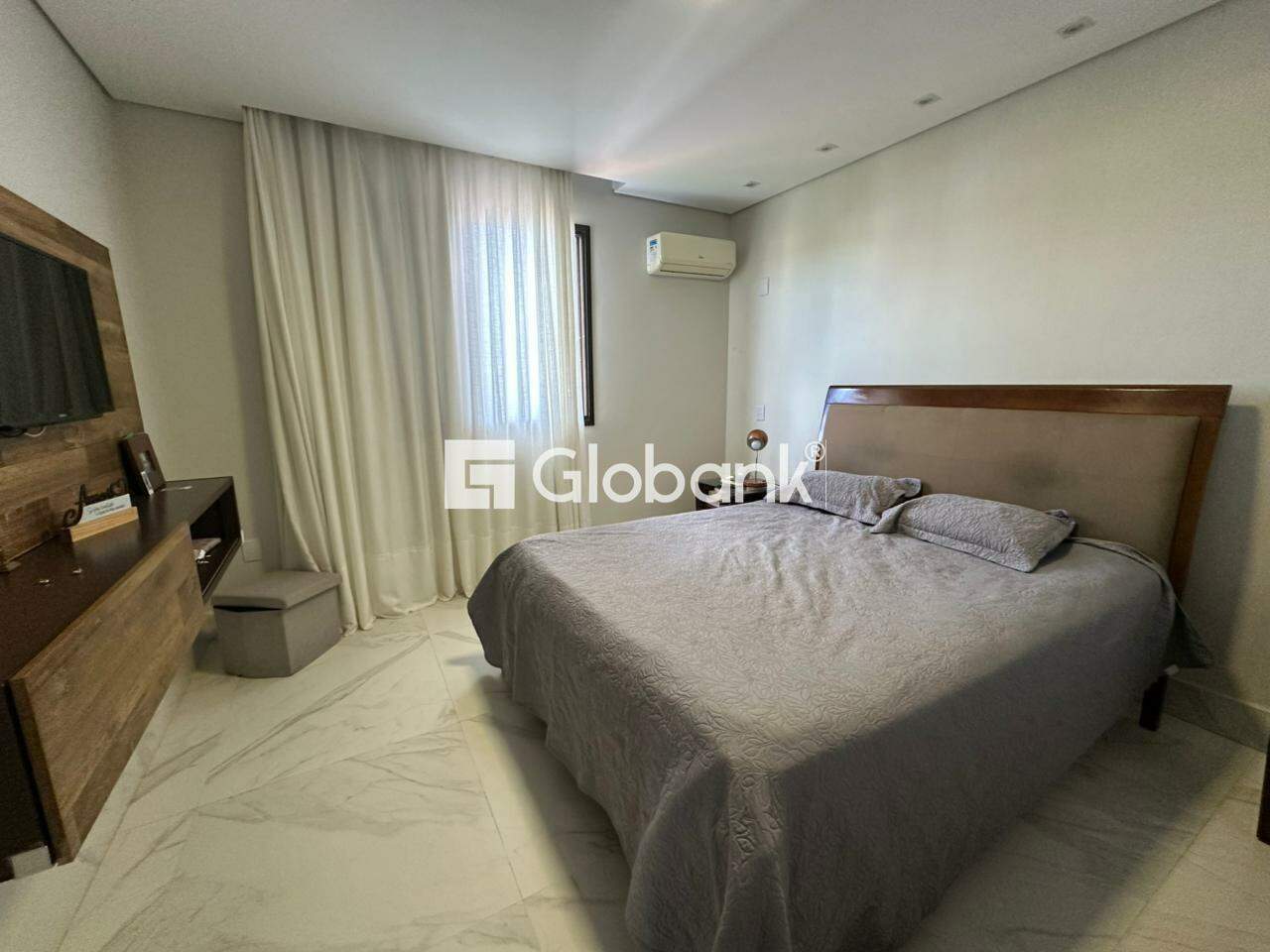 Cobertura 4 quartos para aluguel Augusta Mota 220m² Montes Claros MG: Quarto