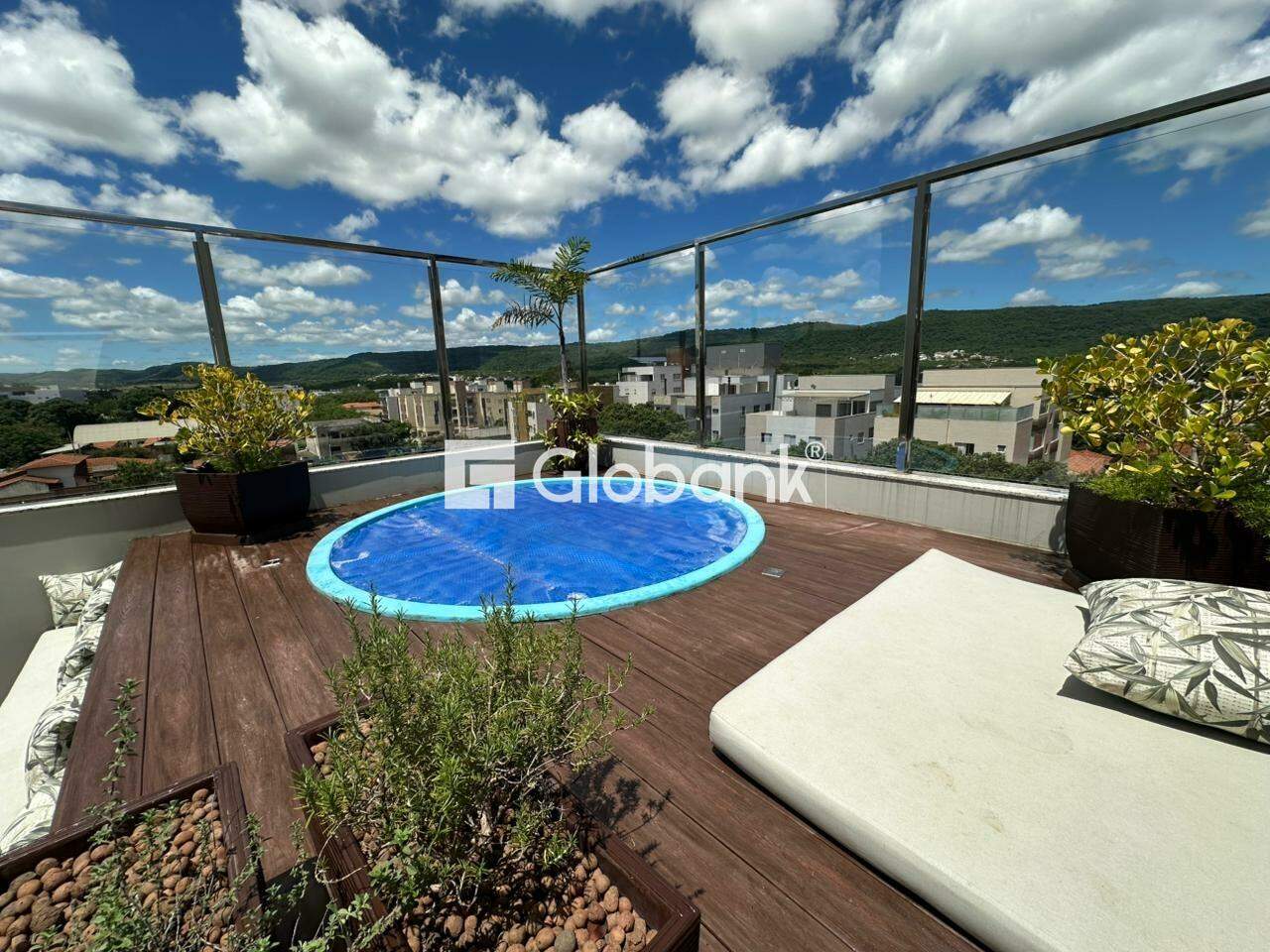 Cobertura 4 quartos para aluguel Augusta Mota 220m² Montes Claros MG: Piscina