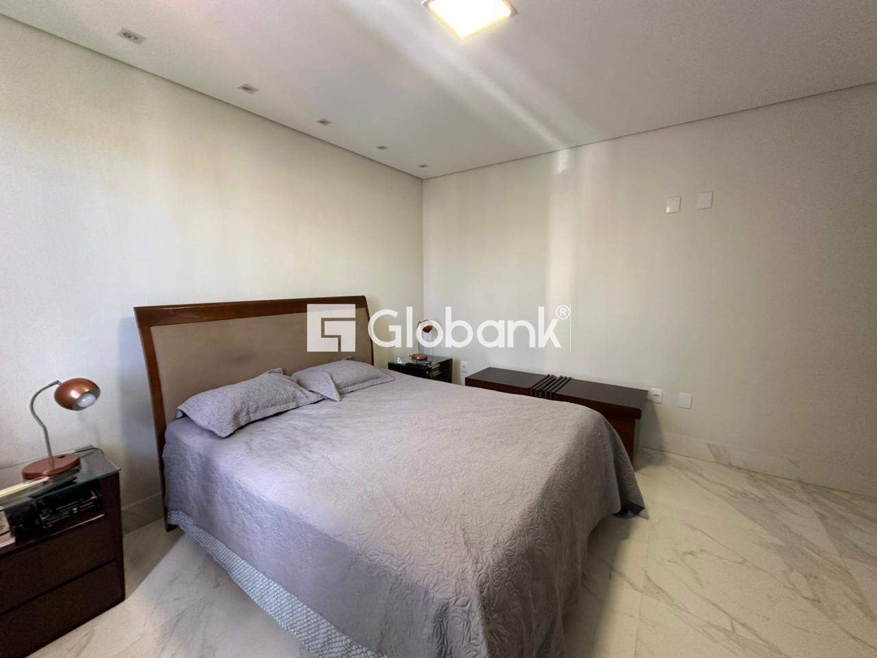 Cobertura 4 quartos para aluguel Augusta Mota 220m² Montes Claros MG: Quarto