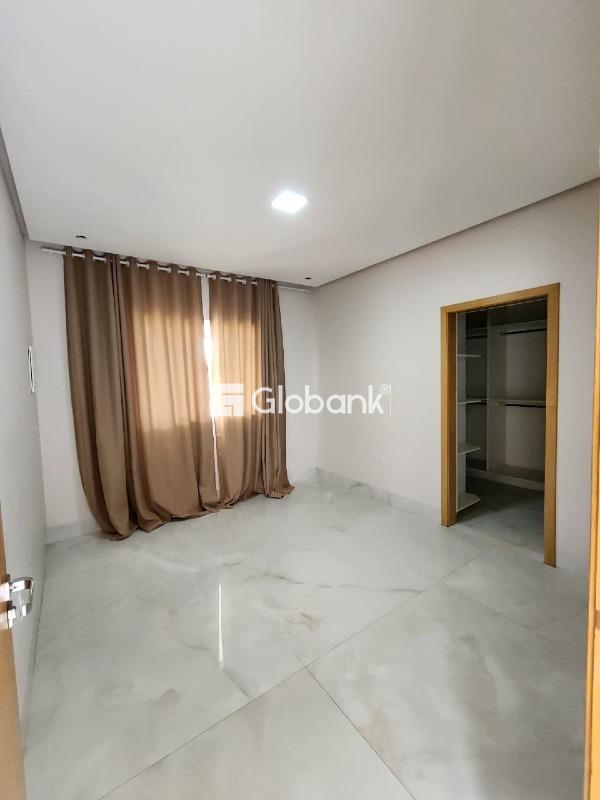 Casa 4 quartos à venda Residencial Villa Segura 190m² Montes Claros MG: 