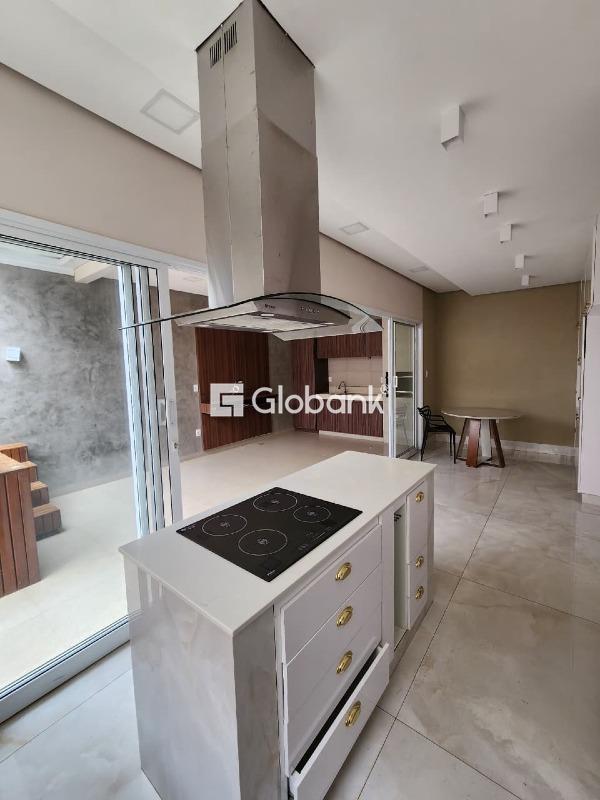 Casa 4 quartos à venda Residencial Villa Segura 190m² Montes Claros MG: 