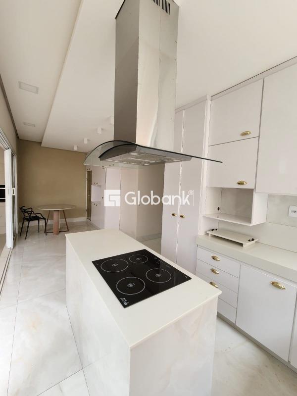 Casa 4 quartos à venda Residencial Villa Segura 190m² Montes Claros MG: 