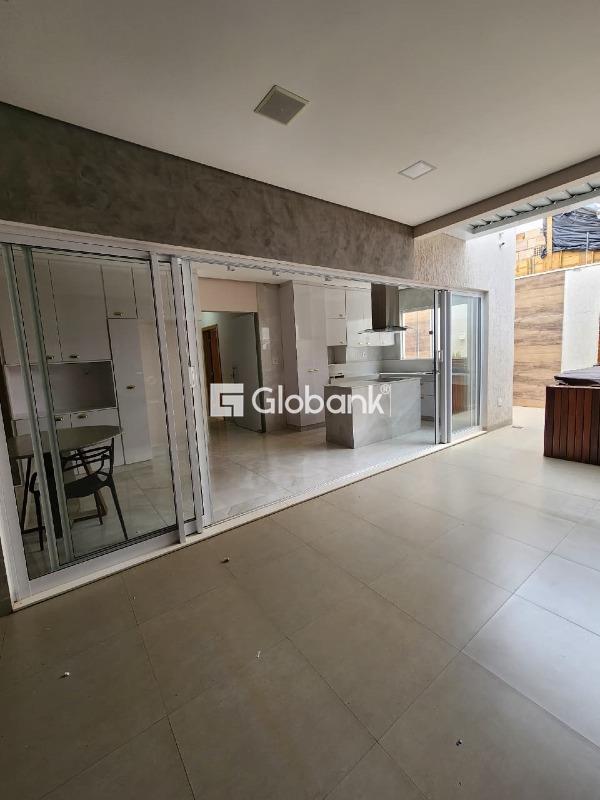 Casa 4 quartos à venda Residencial Villa Segura 190m² Montes Claros MG: 