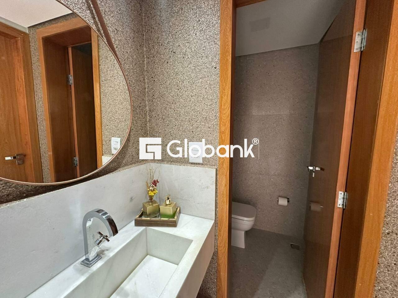 Cobertura 4 quartos à venda Augusta Mota 220m² Montes Claros MG: Lavabo