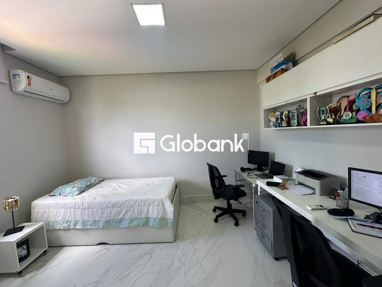 Cobertura 4 quartos à venda Augusta Mota 220m² Montes Claros MG: Quarto