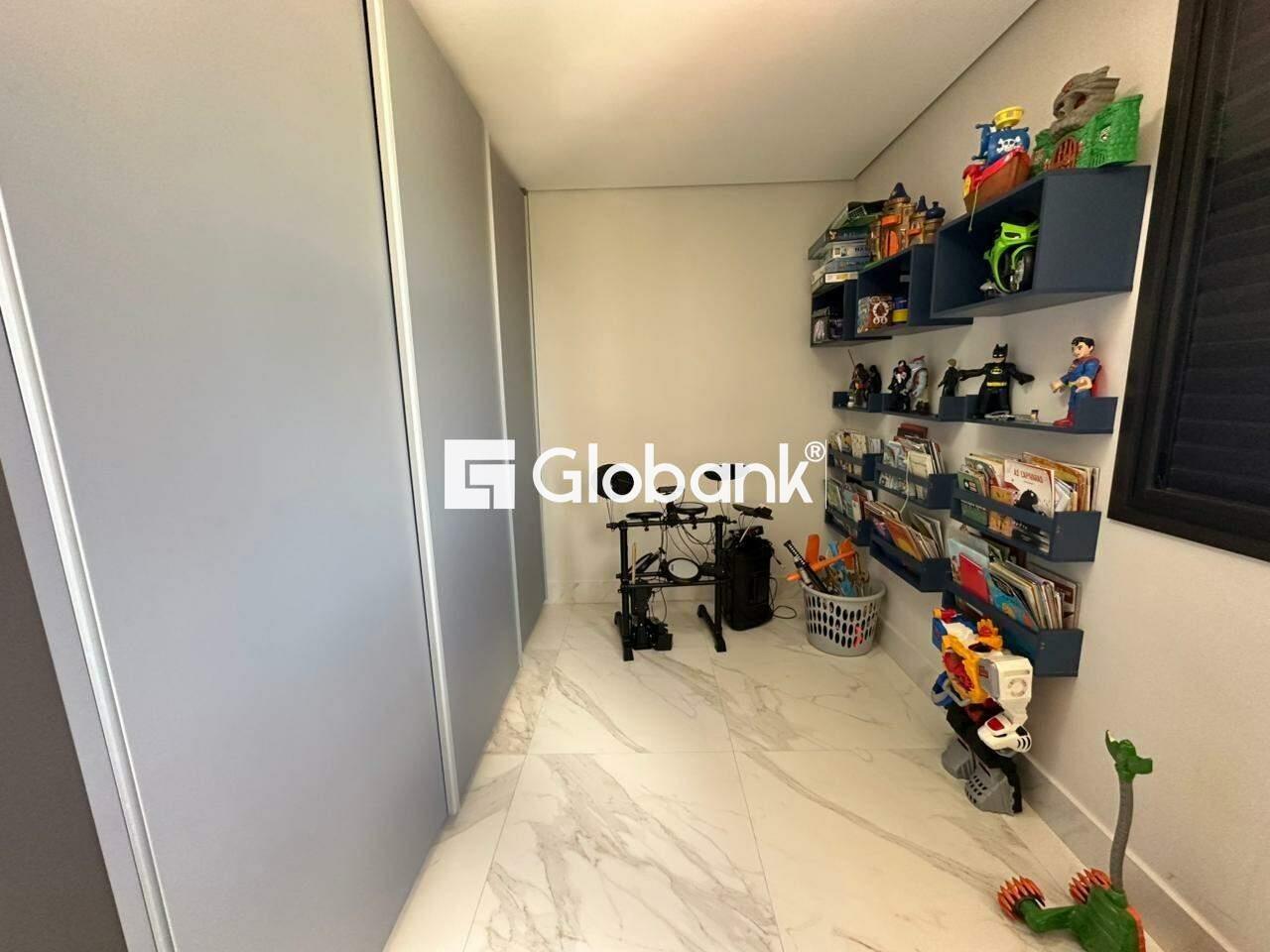 Cobertura 4 quartos à venda Augusta Mota 220m² Montes Claros MG: Quarto