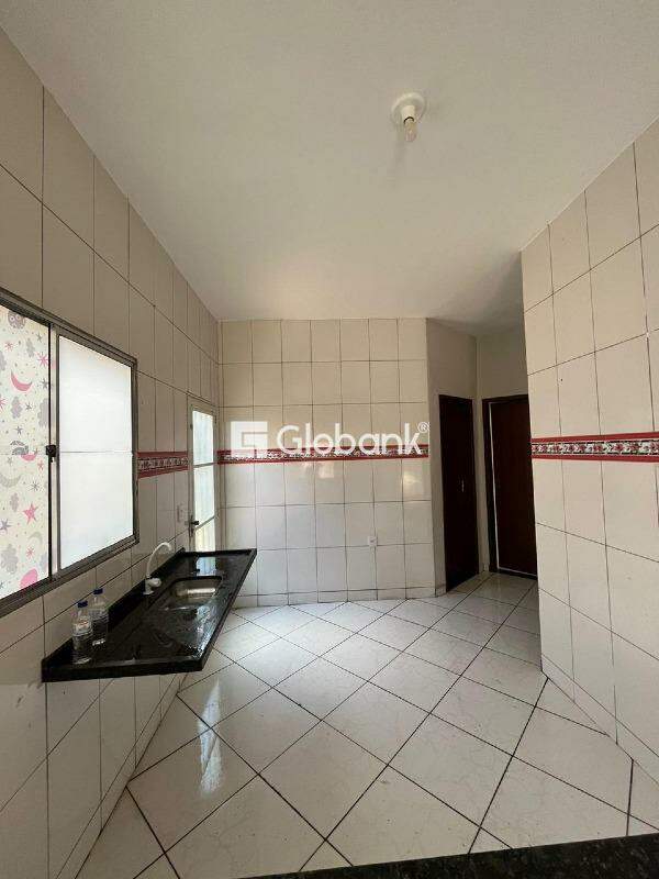 Casa 3 quartos à venda Carmelo 112m² Montes Claros MG: 