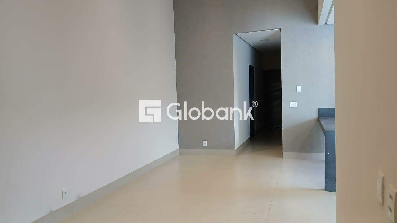Casa 3 quartos à venda Ibituruna 165m² Montes Claros MG: