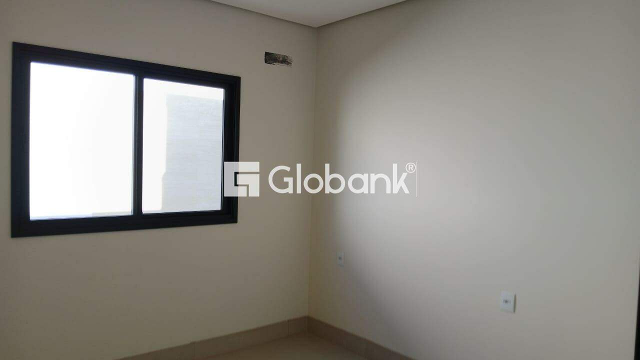 Casa 3 quartos à venda Ibituruna 165m² Montes Claros MG: