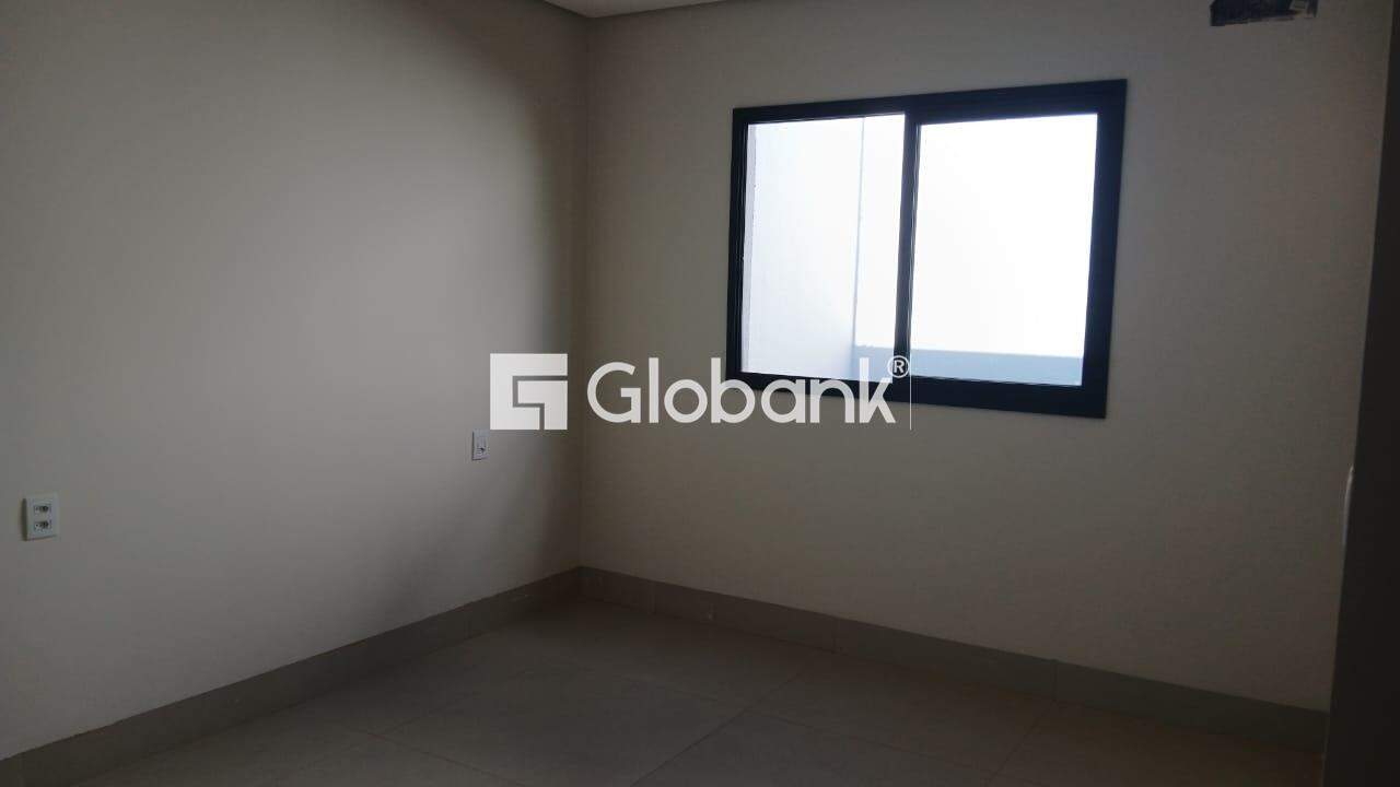 Casa 3 quartos à venda Ibituruna 165m² Montes Claros MG: