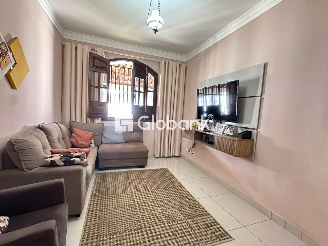 Casa 3 quartos à venda Roxo Verde 200m² Montes Claros MG: 