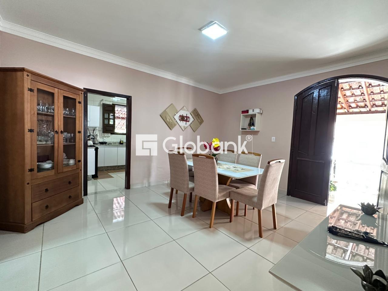 Casa 3 quartos à venda Roxo Verde 200m² Montes Claros MG: 