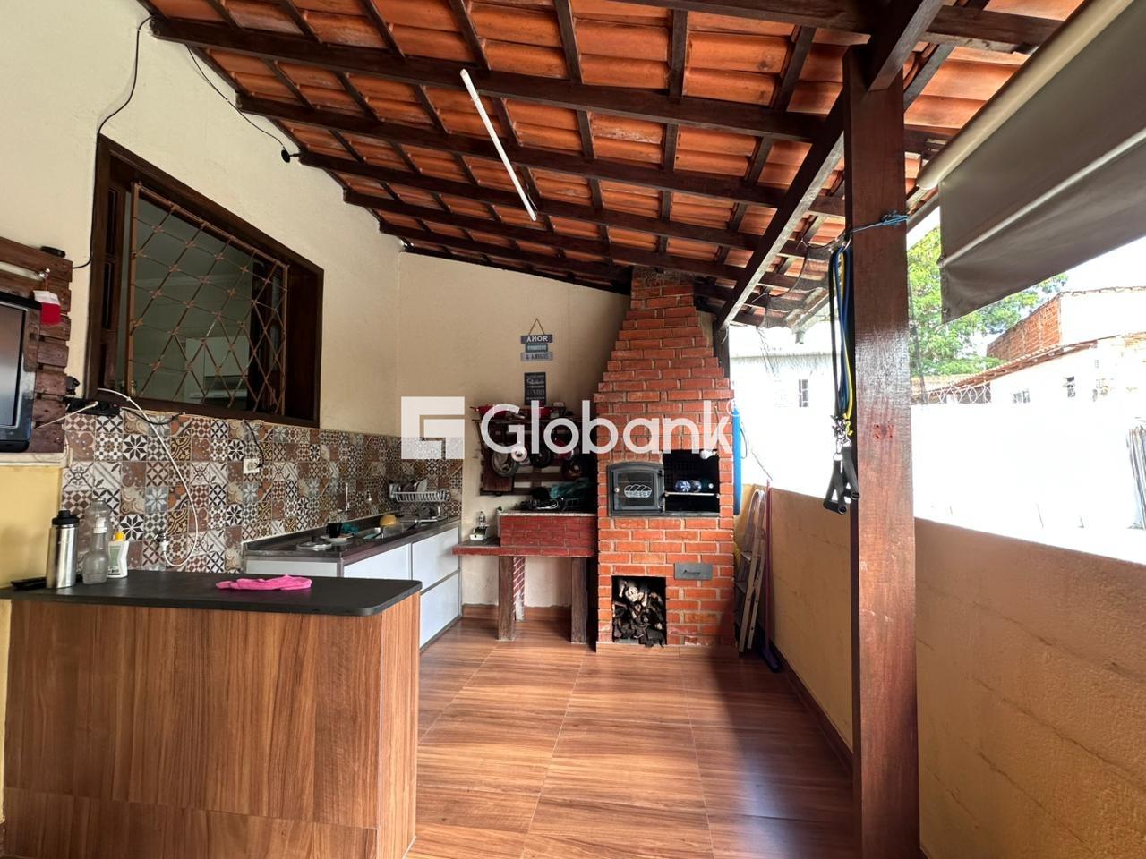 Casa 3 quartos à venda Roxo Verde 200m² Montes Claros MG: 