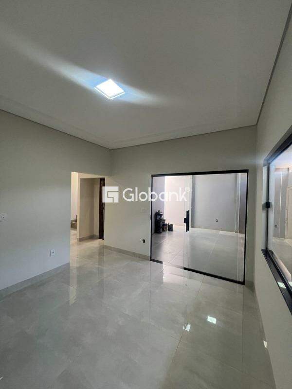 Casa 3 quartos à venda Residencial Terra Jardim 160m² Montes Claros MG: 