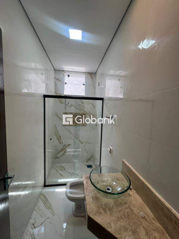 Casa 3 quartos à venda Residencial Terra Jardim 160m² Montes Claros MG: 