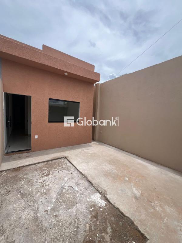 Casa 2 quartos à venda Residencial Terra Jardim 50m² Montes Claros MG: 