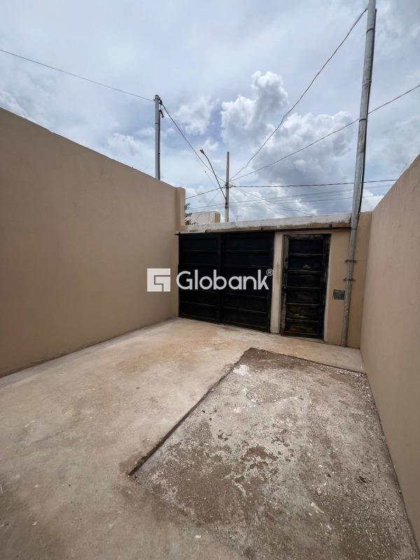 Casa 2 quartos à venda Residencial Terra Jardim 50m² Montes Claros MG: 
