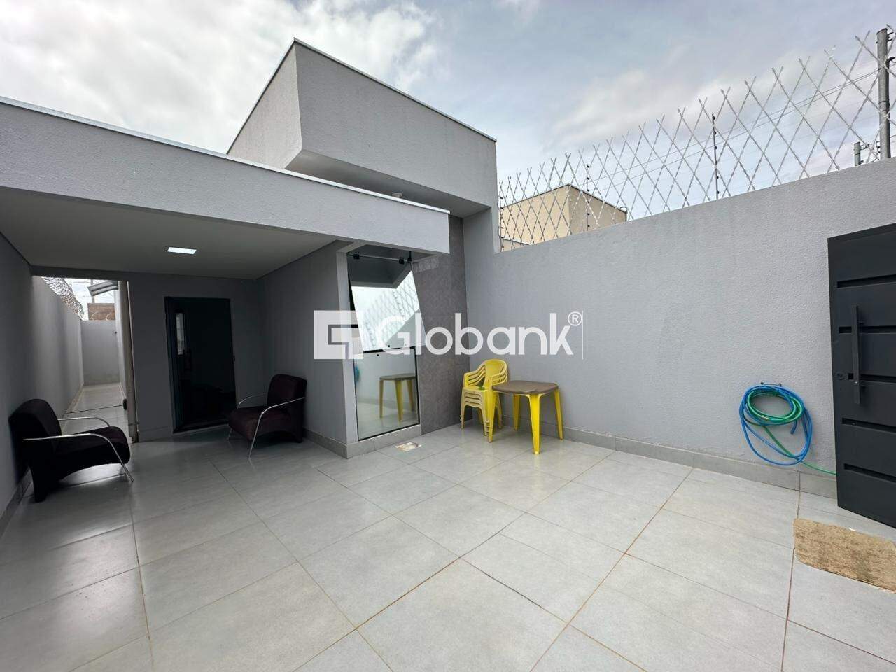 Casa 2 quartos para aluguel Guarujá 70m² Montes Claros MG: Garagem
