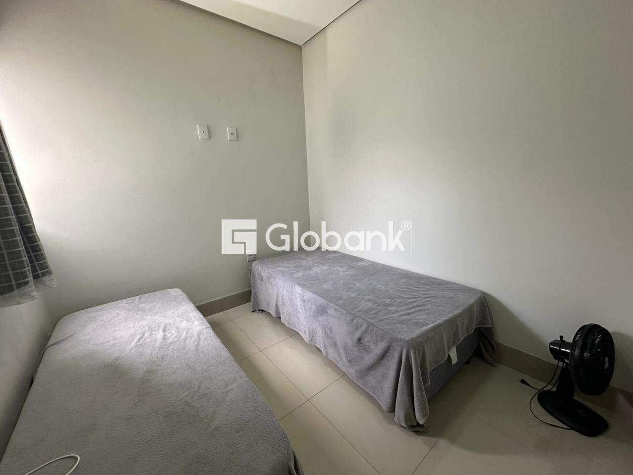 Casa 2 quartos para aluguel Guarujá 70m² Montes Claros MG: Quarto