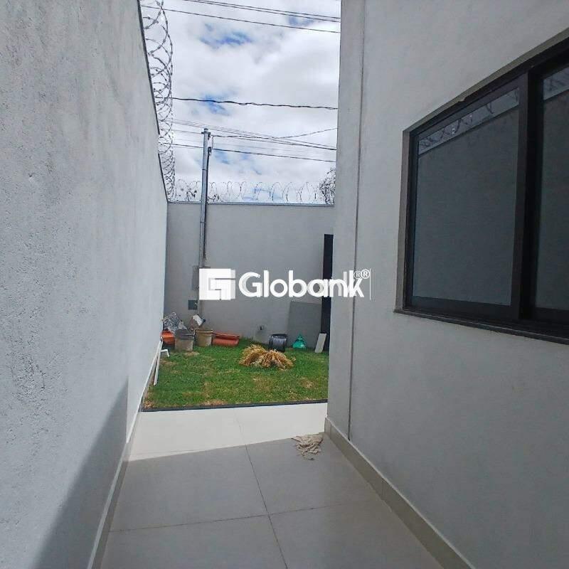 Casa 3 quartos à venda Loteamento Jardim Niemeyer 120m² Montes Claros MG: 